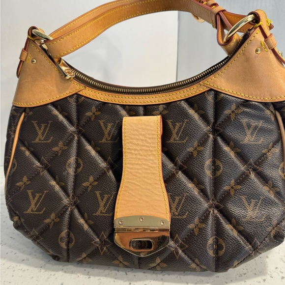 LV Etoile City Pm - Picture 2 of 11